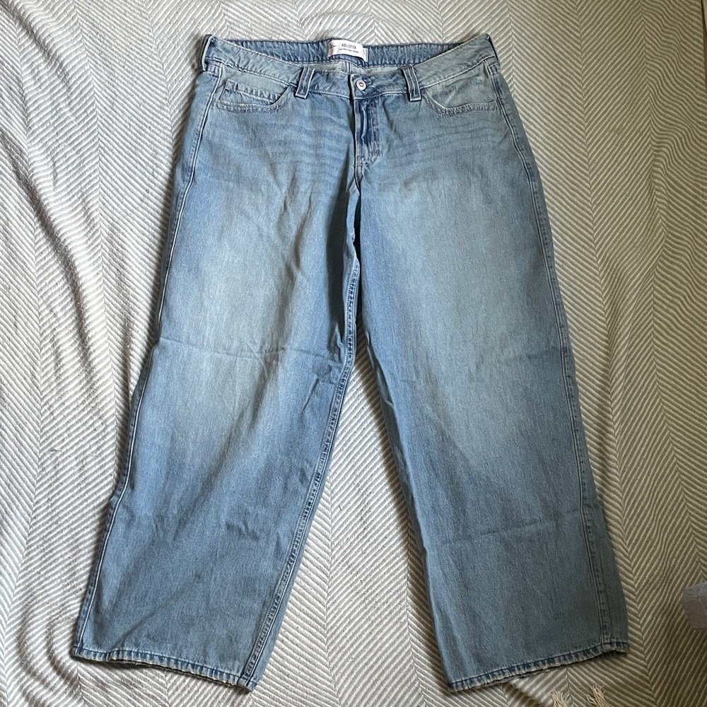Low-Rise Super Baggy Y2K Jeans in Long